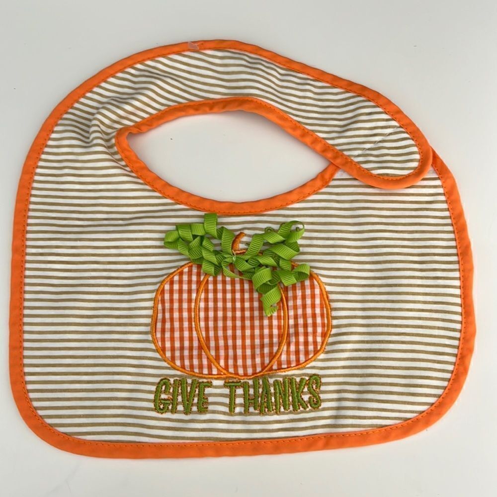 Give Thanks Baby Bib